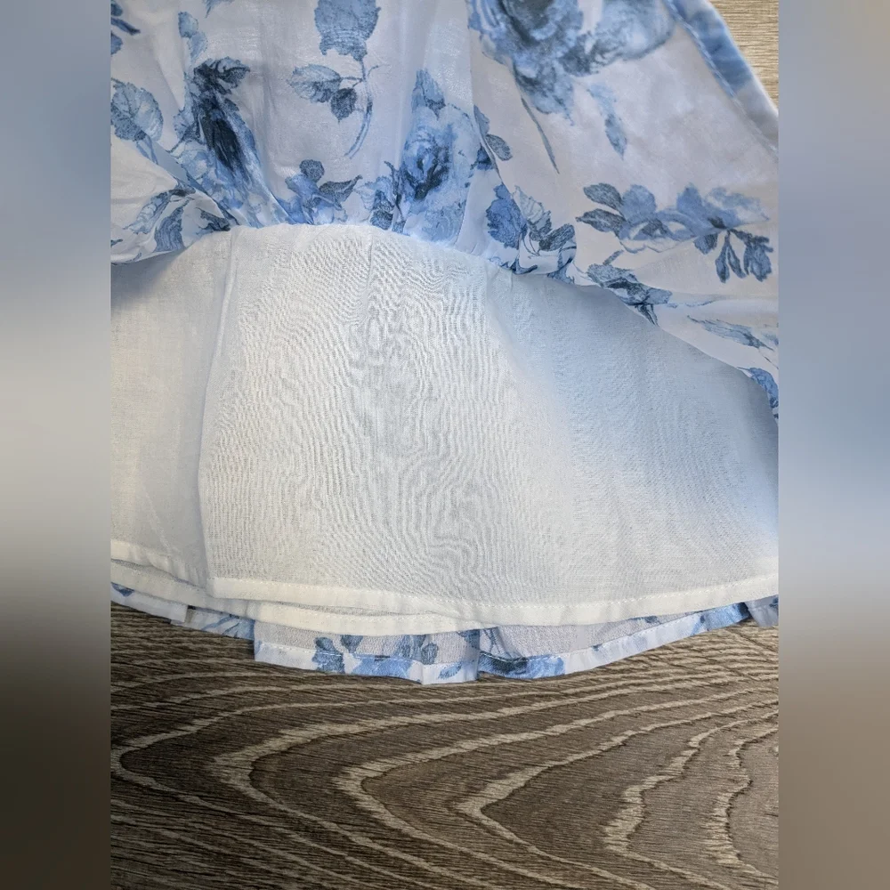 NEW Art Class White Tiered Blue Floral Smocked Waist Skirt Size Small 6/7
